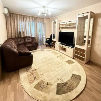Сдается 2-х комнатная квартира, 60 м²