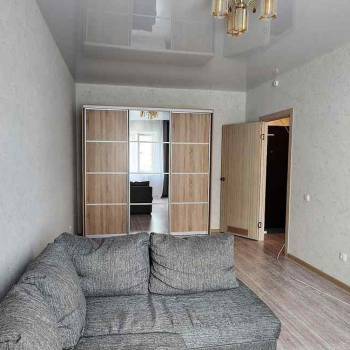 Сдается 1-комнатная квартира, 37 м²