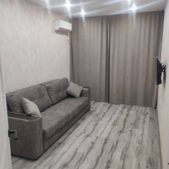 Продается 1-комнатная квартира, 32 м²