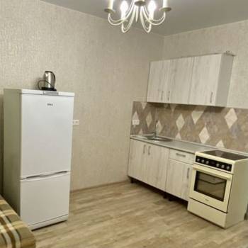 Сдается 1-комнатная квартира, 37 м²