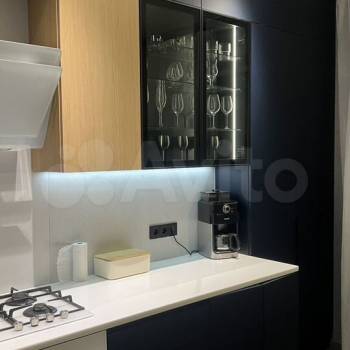 Продается 1-комнатная квартира, 74 м²