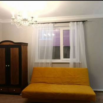 Продается 1-комнатная квартира, 32 м²