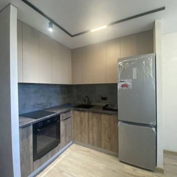 Продается 1-комнатная квартира, 33 м²
