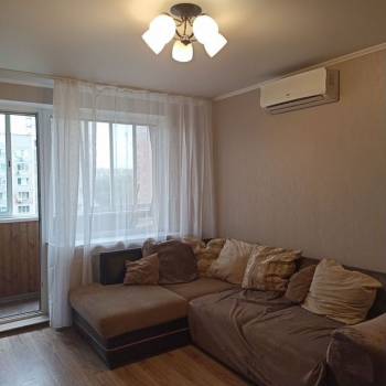 Сдается 1-комнатная квартира, 35 м²