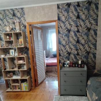 Продается 1-комнатная квартира, 61 м²