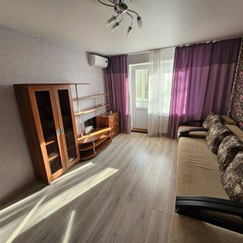 Сдается 1-комнатная квартира, 39 м²