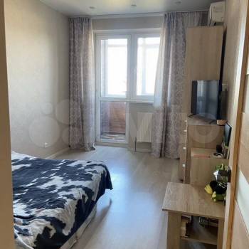 Продается 1-комнатная квартира, 24,7 м²