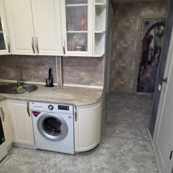 Продается 3-х комнатная квартира, 48 м²