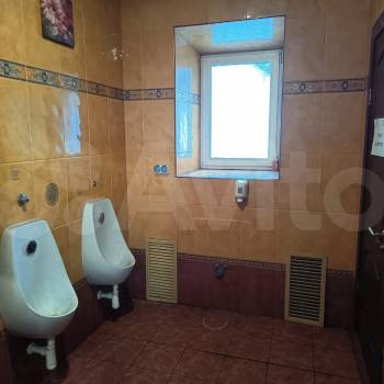 Сдается Нежилое помещение, 300 м²