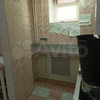 Сдается Нежилое помещение, 300 м²