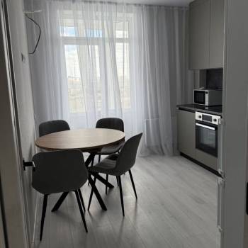 Сдается 2-х комнатная квартира, 65 м²