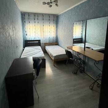 Сдается 2-х комнатная квартира, 85 м²