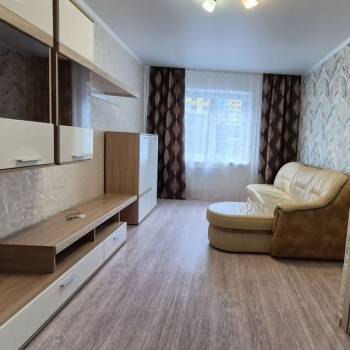 Сдается 1-комнатная квартира, 38 м²