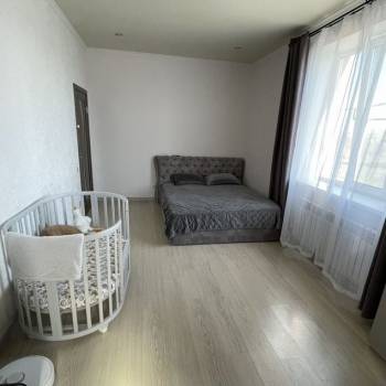 Продается 1-комнатная квартира, 40 м²
