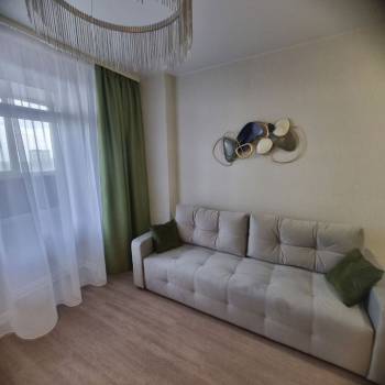 Продается 1-комнатная квартира, 32 м²