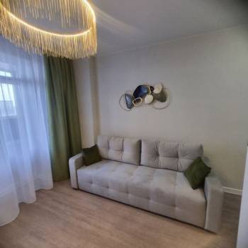 Продается 1-комнатная квартира, 32 м²
