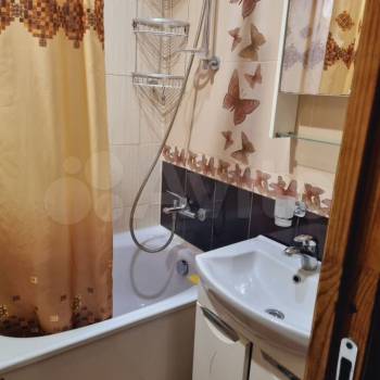 Сдается Многокомнатная квартира, 64 м²