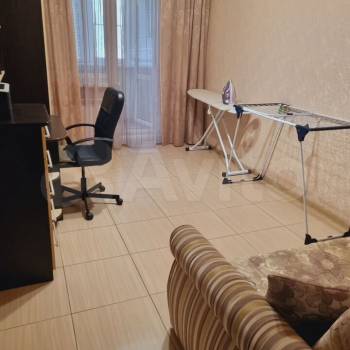 Сдается Многокомнатная квартира, 64 м²