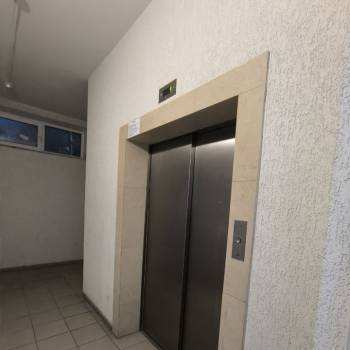 Продается 1-комнатная квартира, 46 м²