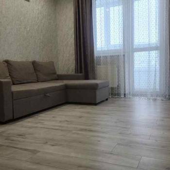 Сдается 1-комнатная квартира, 38 м²