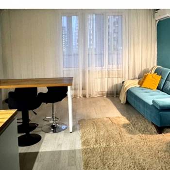 Сдается 2-х комнатная квартира, 60 м²