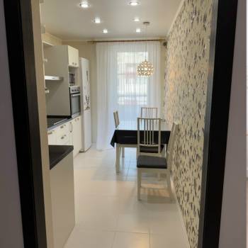 Сдается 1-комнатная квартира, 40 м²