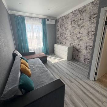 Сдается 1-комнатная квартира, 37,6 м²