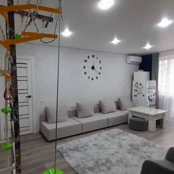 Продается 3-х комнатная квартира, 59 м²