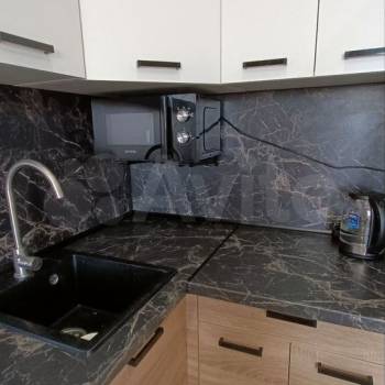 Сдается 1-комнатная квартира, 49 м²