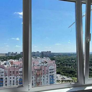 Сдается 1-комнатная квартира, 49 м²
