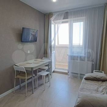 Сдается 1-комнатная квартира, 49 м²