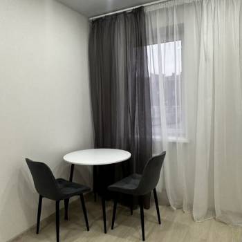 Продается 1-комнатная квартира, 38,5 м²