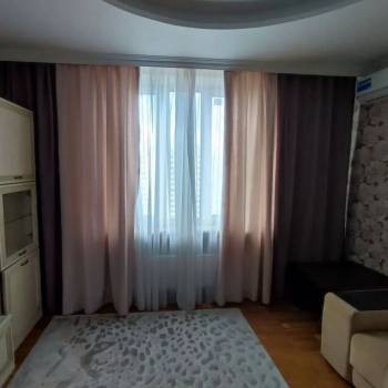 Сдается 2-х комнатная квартира, 57 м²