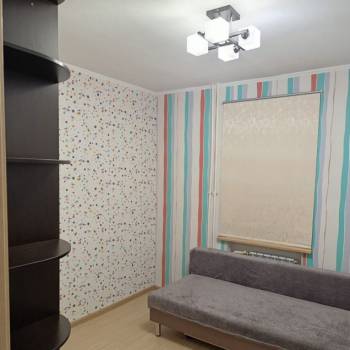 Сдается Многокомнатная квартира, 58 м²