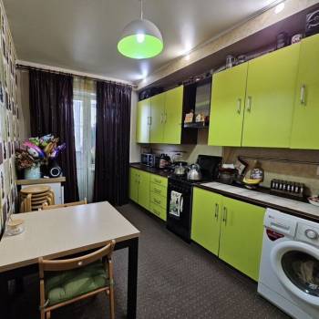 Продается 1-комнатная квартира, 41,5 м²