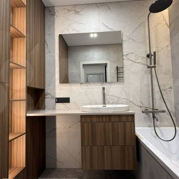 Продается Многокомнатная квартира, 80 м²