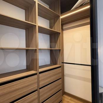 Продается Многокомнатная квартира, 80 м²