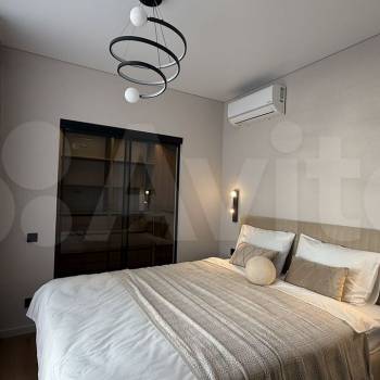 Продается Многокомнатная квартира, 80 м²