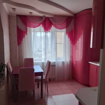 Продается 1-комнатная квартира, 46 м²