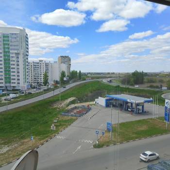 Продается 1-комнатная квартира, 46 м²