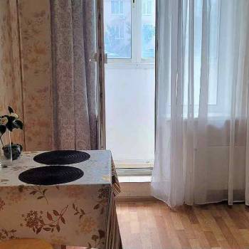 Сдается 1-комнатная квартира, 37 м²