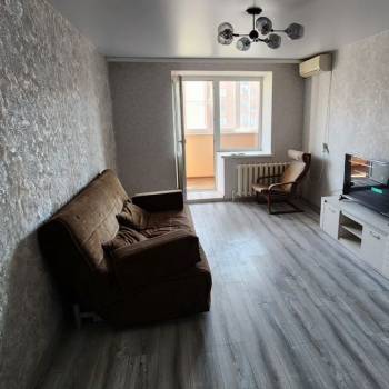 Сдается 1-комнатная квартира, 39 м²