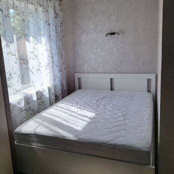 Продается 1-комнатная квартира, 35 м²