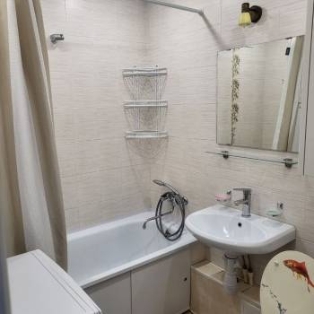 Продается 1-комнатная квартира, 35 м²