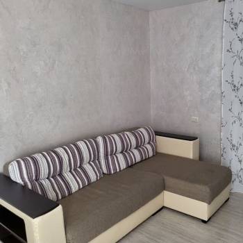 Продается 1-комнатная квартира, 35 м²