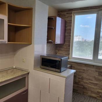 Продается 1-комнатная квартира, 35 м²