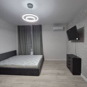 Сдается 1-комнатная квартира, 39 м²
