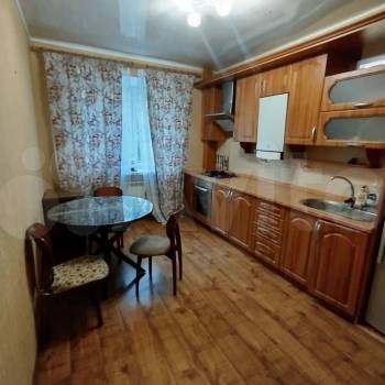 Сдается 2-х комнатная квартира, 65 м²