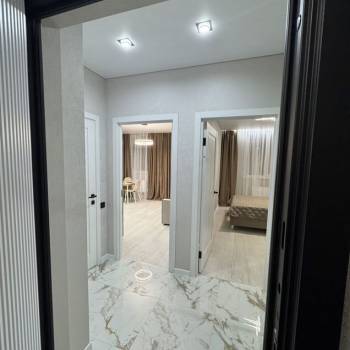 Продается 1-комнатная квартира, 42 м²