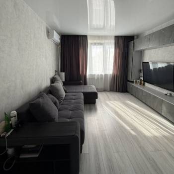 Продается 1-комнатная квартира, 37,4 м²